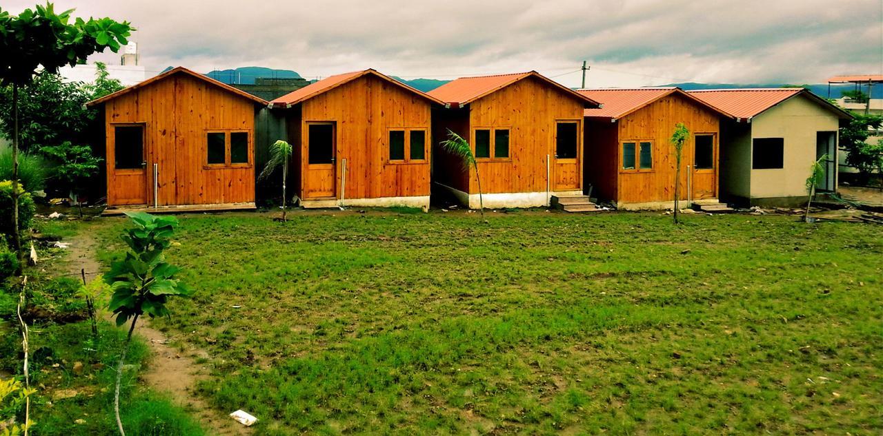 The Rustic Pines Hotel Udaipur Buitenkant foto
